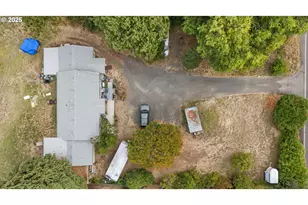 233 Spring Creek Dr, Eugene, OR 97404 - Photo 12