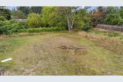 233 Spring Creek Dr, Eugene, OR 97404 - Photo 14