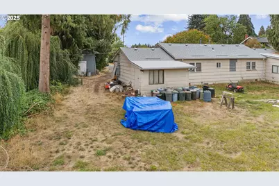 233 Spring Creek Dr, Eugene, OR 97404 - Photo 6