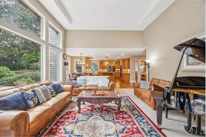 13932 Sundeleaf Dr, Lake Oswego, OR 97034 - Photo 14