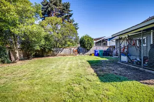 4731 NE 106th Ave, Portland, OR 97220 - Photo 38