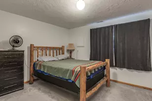 4731 NE 106th Ave, Portland, OR 97220 - Photo 28