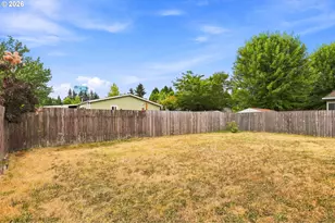 2304 SW Rose Ct, Troutdale, OR 97060 - Photo 30