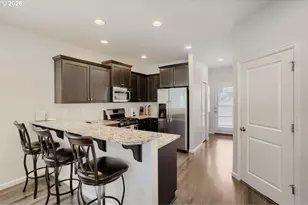 5152 SE Redberry Pl, Hillsboro, OR 97123 - Photo 10