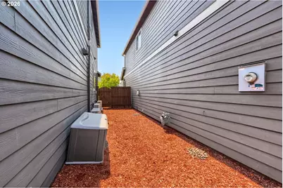5152 SE Redberry Pl, Hillsboro, OR 97123 - Photo 38