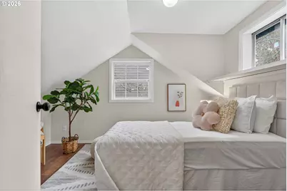 210 SE 218th Ave, Gresham, OR 97030 - Photo 28