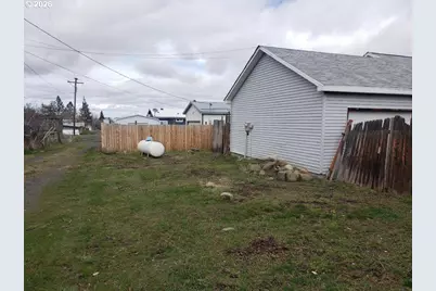 907 S College St, Joseph, OR 97846 - Photo 6