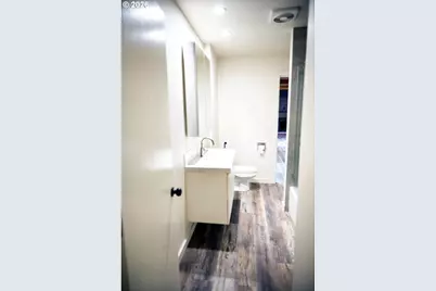 15236 SE Kelly St, Portland, OR 97236 - Photo 12