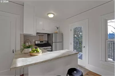 1812 SW High St, Portland, OR 97201 - Photo 20