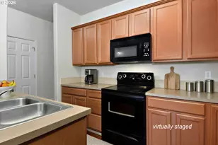 38545 Cascadia Village Dr, Sandy, OR 97055 - Photo 6