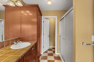 13728 NW Henninger Ln, Portland, OR 97229 - Photo 28