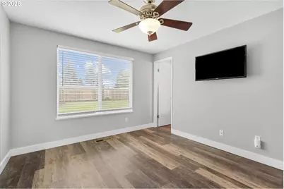 17570 NW Park View Blvd, Portland, OR 97229 - Photo 12