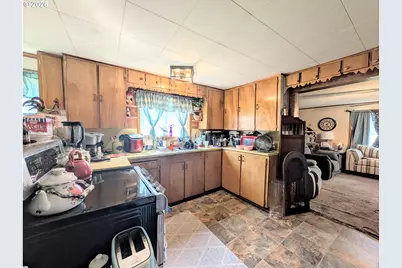 1107 Jasper St, Cove, OR 97824 - Photo 16