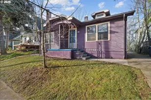 4635 4637 N Congress Ave, Portland, OR 97217 - Photo 2