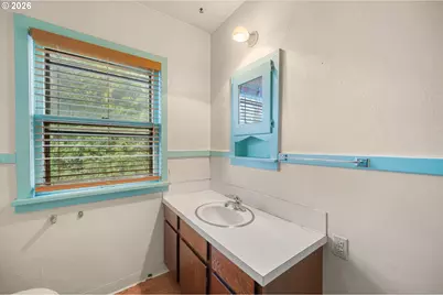 4635 4637 N Congress Ave, Portland, OR 97217 - Photo 26