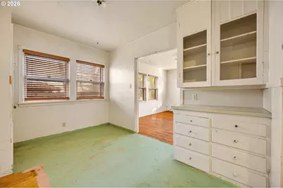 4635 4637 N Congress Ave, Portland, OR 97217 - Photo 8