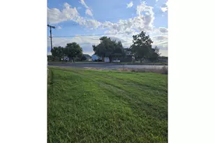 77325 S Edwards Rd, Stanfield, OR 97875 - Photo 2