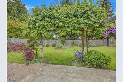 1934 SE 155th Pl, Portland, OR 97233 - Photo 38