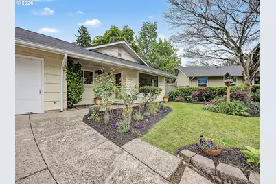 1934 SE 155th Pl, Portland, OR 97233 - Photo 2