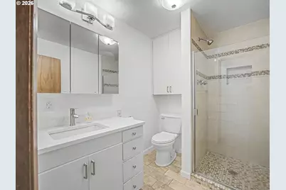1934 SE 155th Pl, Portland, OR 97233 - Photo 26