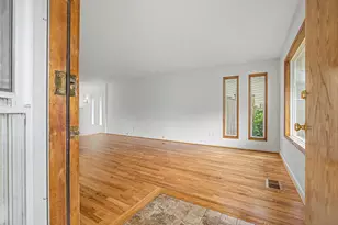 1934 SE 155th Pl, Portland, OR 97233 - Photo 4