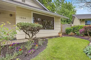 1934 SE 155th Pl, Portland, OR 97233 - Photo 38