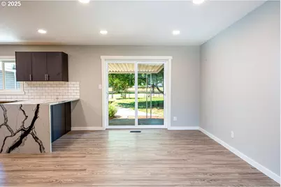 36162 Railroad St, Crabtree, OR 97335 - Photo 16