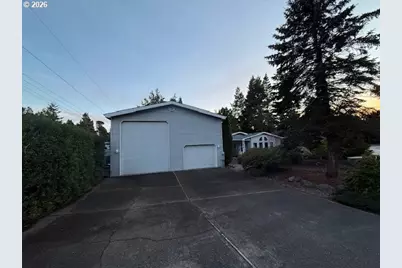 212 Munsel Creek Loop, Florence, OR 97439 - Photo 2