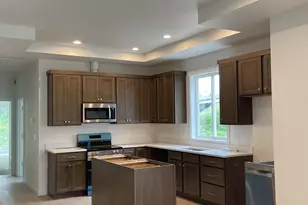 20671 NE Thompson Ter, Fairview, OR 97024 - Photo 4