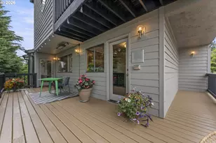 15643 NE Siskiyou Ct, Portland, OR 97230 - Photo 44