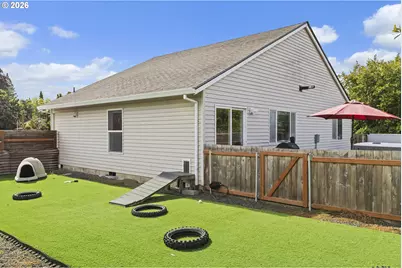 707 Ash St, Dayton, OR 97114 - Photo 4