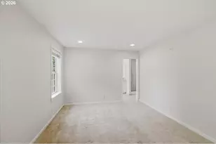 3471 Lakeside Dr, Eugene, OR 97401 - Photo 22