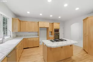 3471 Lakeside Dr, Eugene, OR 97401 - Photo 12