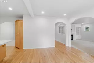 3471 Lakeside Dr, Eugene, OR 97401 - Photo 10