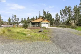 55503 Madrone Dr, Bandon, OR 97411 - Photo 2