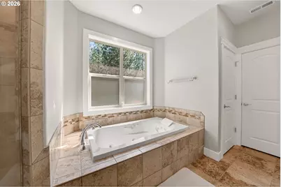 585 Pegasus Ln, Roseburg, OR 97471 - Photo 20