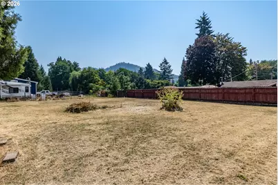 340 Fifth St, Dillard, OR 97432 - Photo 8