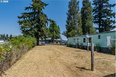 340 Fifth St, Dillard, OR 97432 - Photo 10