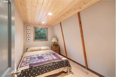 275 Ocean Ave, Manzanita, OR 97130 - Photo 12