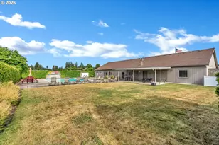 12450 SW Fischer Rd, Portland, OR 97224 - Photo 30