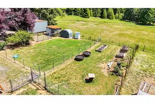 25014 Hall Rd, Cheshire, OR 97419 - Photo 48