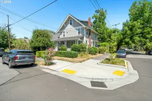 3955 SE Madison St, Portland, OR 97214 - Photo 2