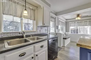 58059 Shadley Ln, Warren, OR 97053 - Photo 8