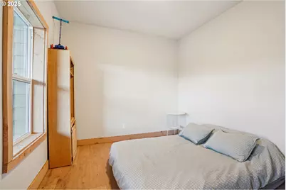 1016 Lincoln Ln, Kelso, WA 98626 - Photo 24