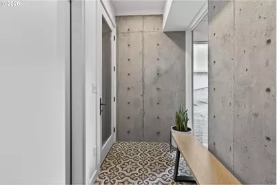 245 SW Meade St #C3, Portland, OR 97201 - Photo 4