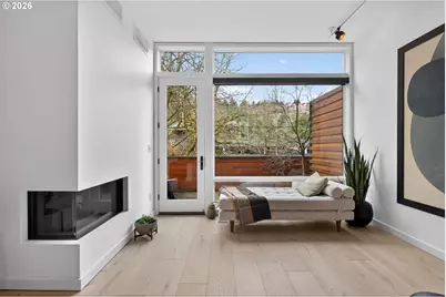 245 SW Meade St #C3, Portland, OR 97201 - Photo 8