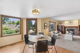 2107 Club House Dr, West Linn, OR 97068 - Photo 16