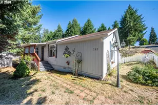 792 Clone Ave, Yoncalla, OR 97499 - Photo 2