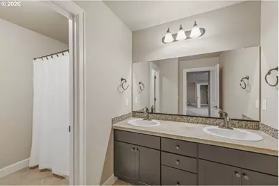 9279 SE Grace Cir, Happy Valley, OR 97086 - Photo 18