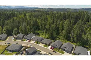 1410 NE Cascadia Ridge Dr, Estacada, OR 97023 - Photo 40